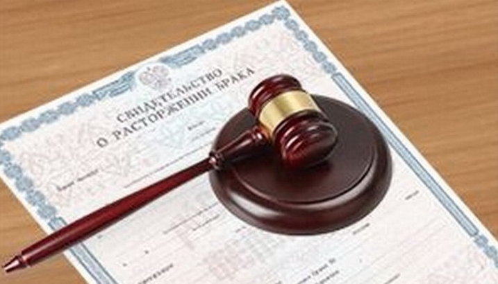 Смотреть Отбойник на дороге видео Смотреть Отбойник на дороге видео