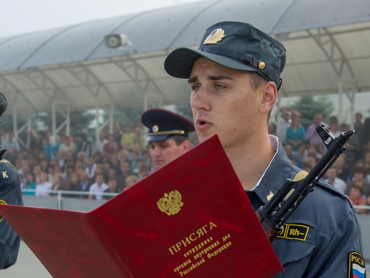 Как устроиться в полицию. Служить в полиции. Срочная служба в ФСБ. Срочная служба в МВД. Трудоустройство в полицию.